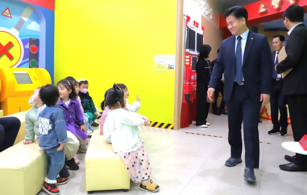 0bf9b15e65de6b8b78817488a66a4754_1761796