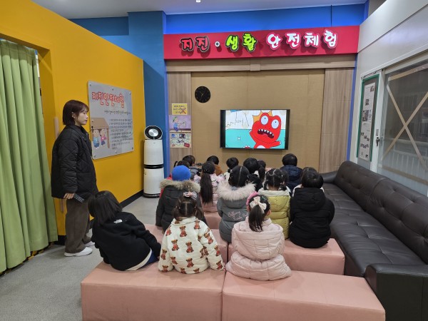 d128365f1b4978f1f9f5598576869c12_1765937